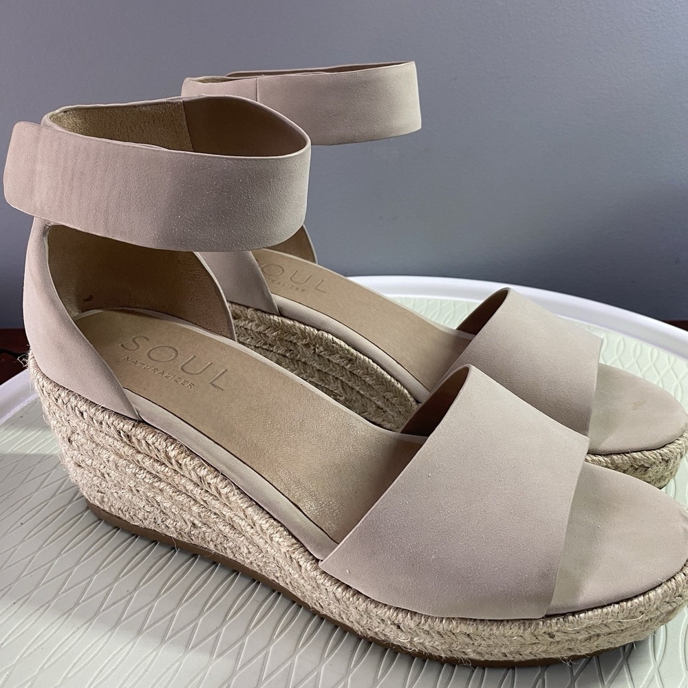 SOUL NATURALIZER "OAKLEY" SIZE 9.5 TAN ANKLE STRAP ESPADRILLES WEDGE SANDALS